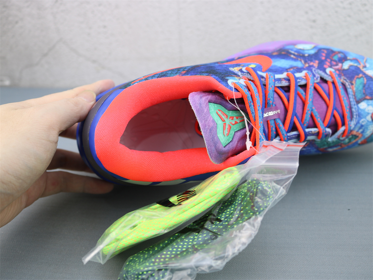 GX Batch Nike Kobe 8 What the Kobe HM9621-900